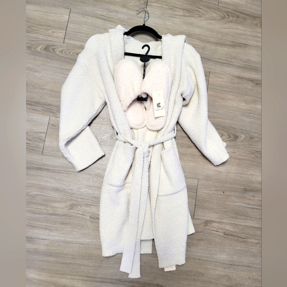 White / cream colored robe and slippers